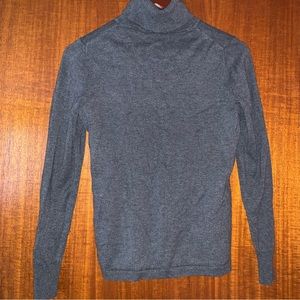 Grey turtleneck